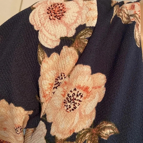 Trixxi jumpsuit, size small blue floral, shirt sleeve - Picture 3 of 10
